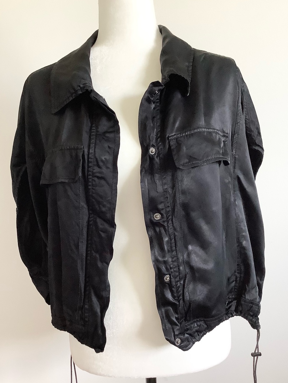 Zara Satin-look black Cropped Button up Blouse , Women’s Sz. M/L
